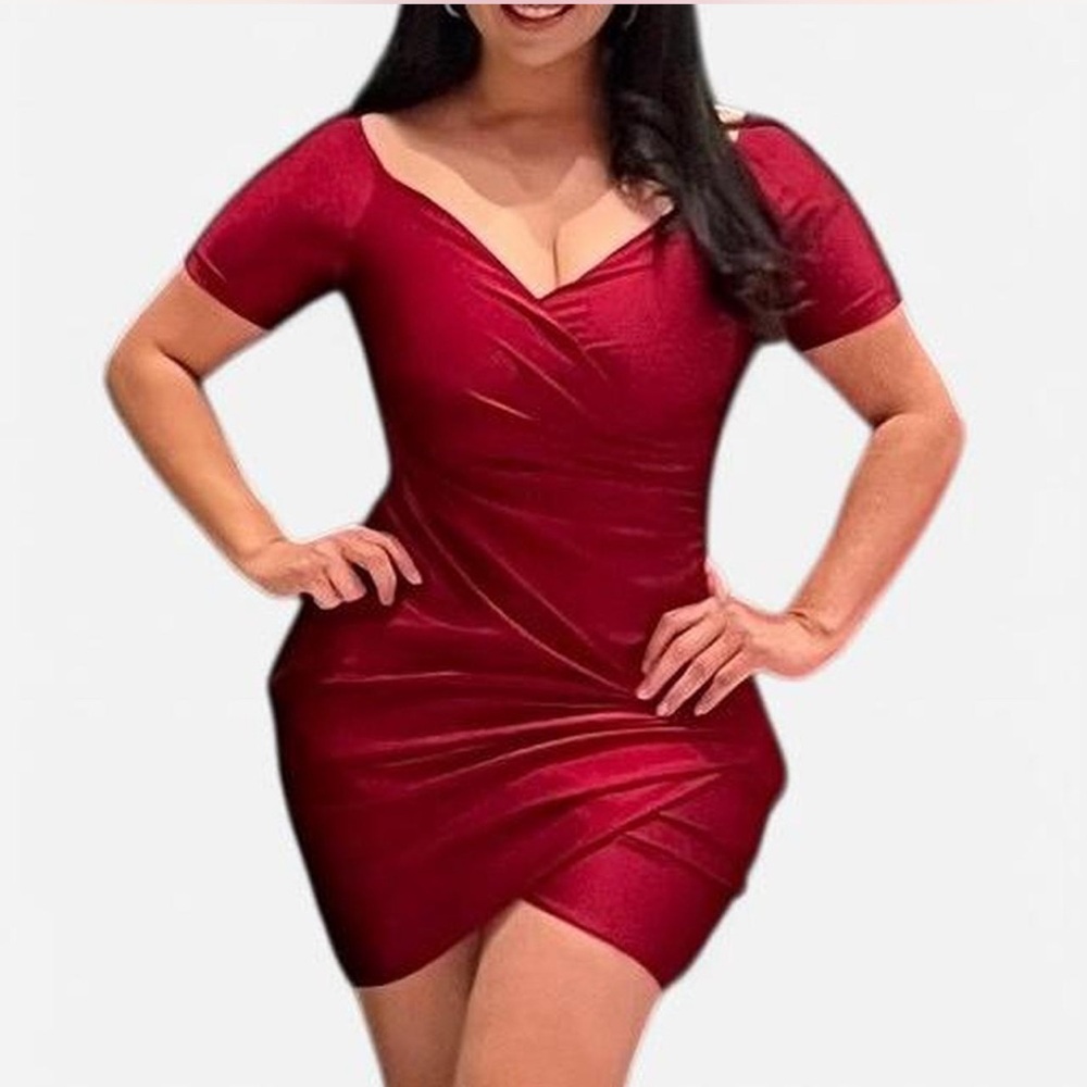 Elegant Red Off-Shoulder‎ Dress